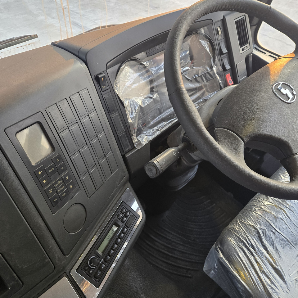 Tractor SHACMAN F3000: foto 10