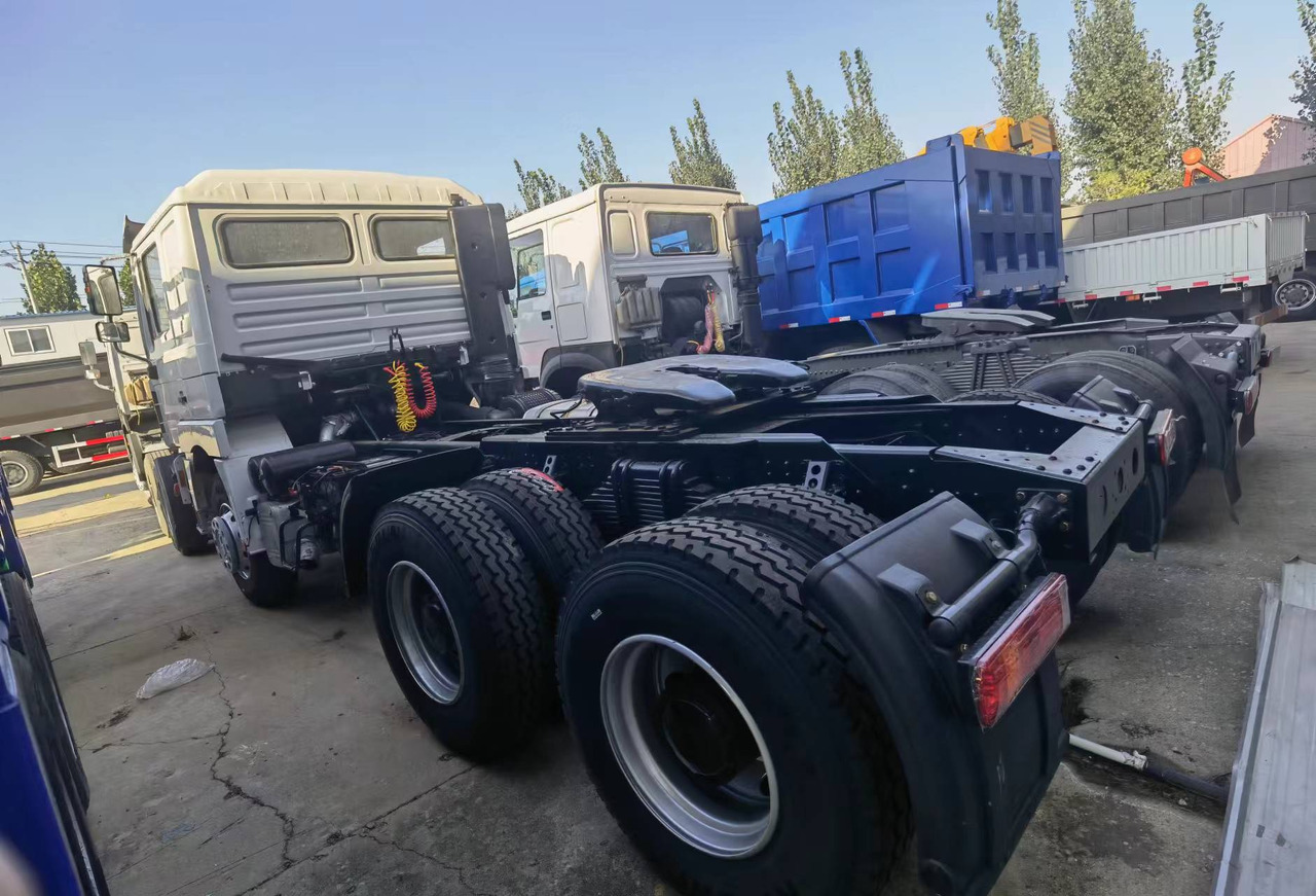 Shacman F3000 6*4 Tractor - Tractor: foto 5 Shacman F3000 6*4 Tractor - Tractor: foto 5