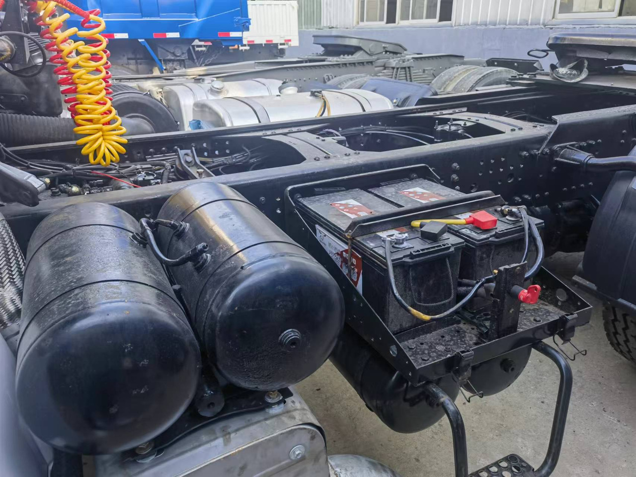 Shacman F3000 6*4 Tractor - Tractor: foto 2 Shacman F3000 6*4 Tractor - Tractor: foto 2