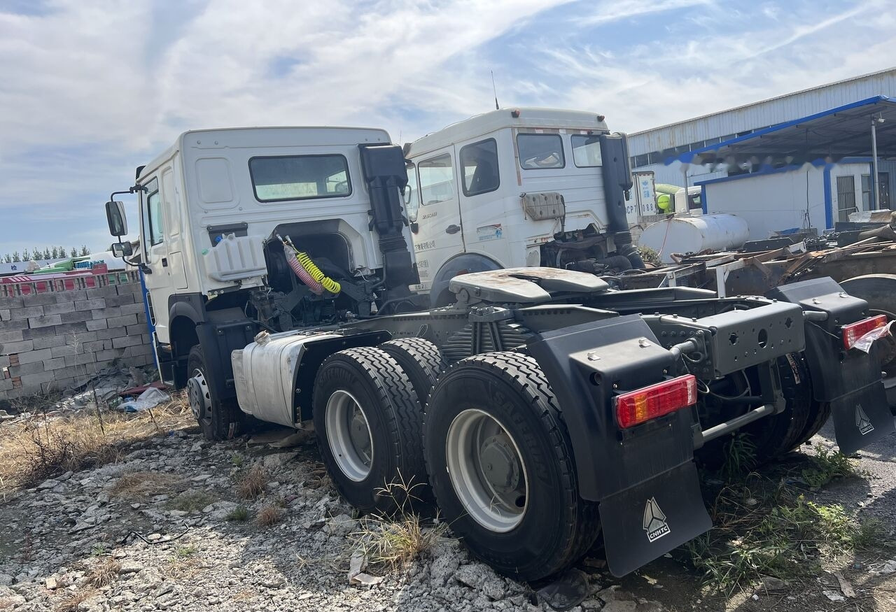 Sinotruk HOWO 420HP 6X4 Tractor - Tractor: foto 5 Sinotruk HOWO 420HP 6X4 Tractor - Tractor: foto 5