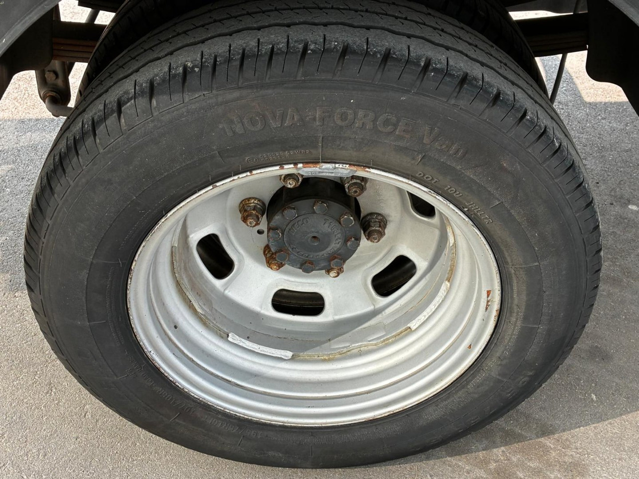 Carrinha de contentor Caja cerrada IVECO 35C16 20m3: foto 14