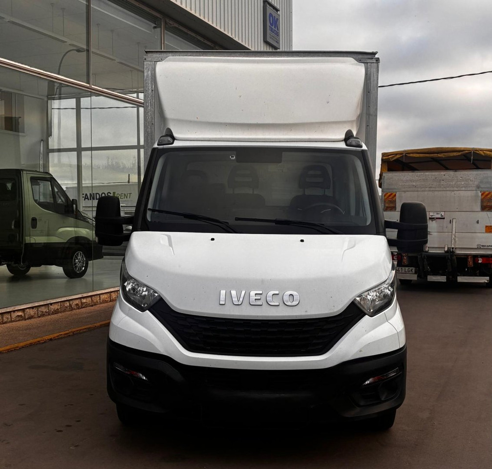 Caja cerrada con plataforma elevadora IVECO 35C16 3.0 20m3 - Carrinha de contentor: foto 2 Caja cerrada con plataforma elevadora IVECO 35C16 3.0 20m3 - Carrinha de contentor: foto 2
