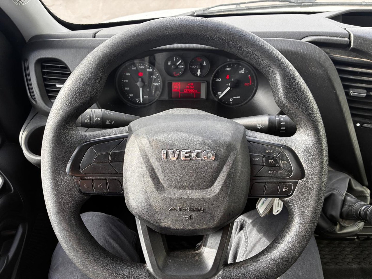 Carrinha frigorífica Frigorífico IVECO 35S16 V FRIGORÍFICA 12m3: foto 12