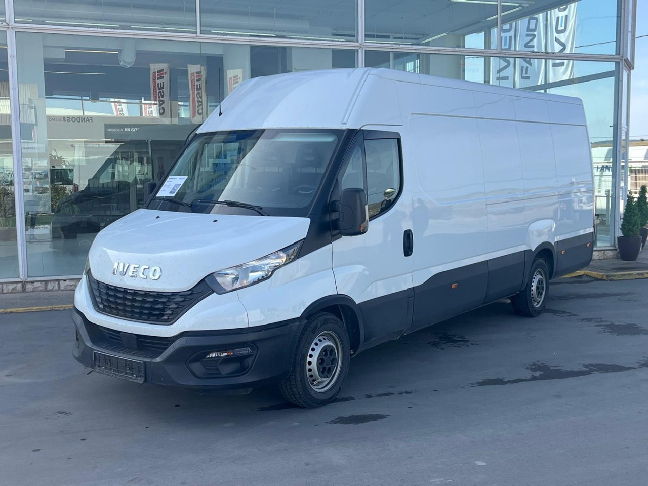 Furgón IVECO 35S14 16m3 - Furgão: foto 1 Furgón IVECO 35S14 16m3 - Furgão: foto 1