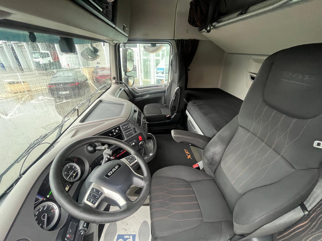 Fotografia de interior 4: Tractor Cabeza Tractora DAF 480 AUTOMATICA CON INTARDER