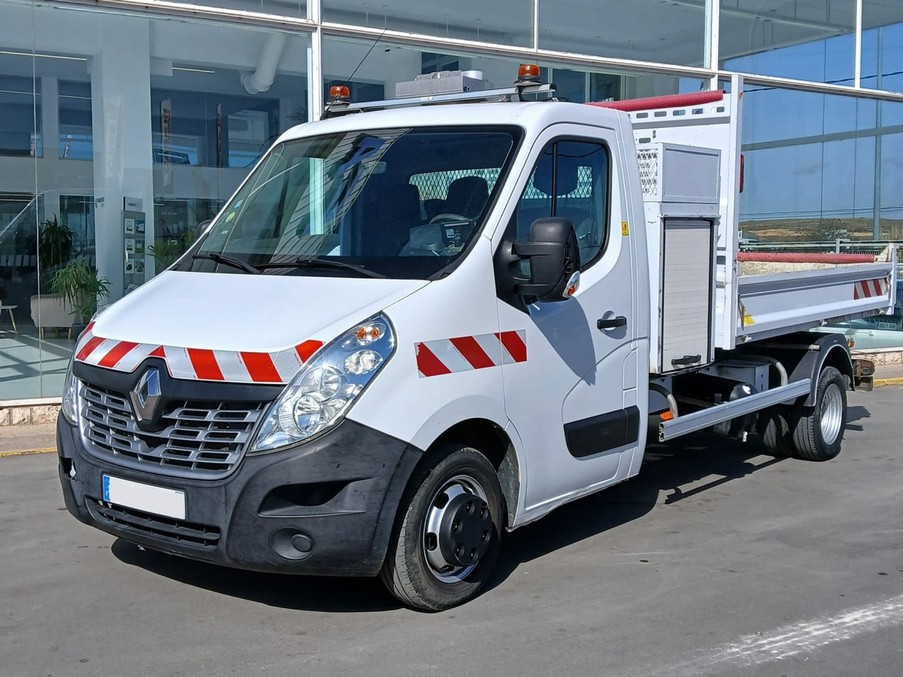 Volquete/Dumper Renault MASTER R3500 L3 2.3 - Furgão basculante: foto 1 Volquete/Dumper Renault MASTER R3500 L3 2.3 - Furgão basculante: foto 1