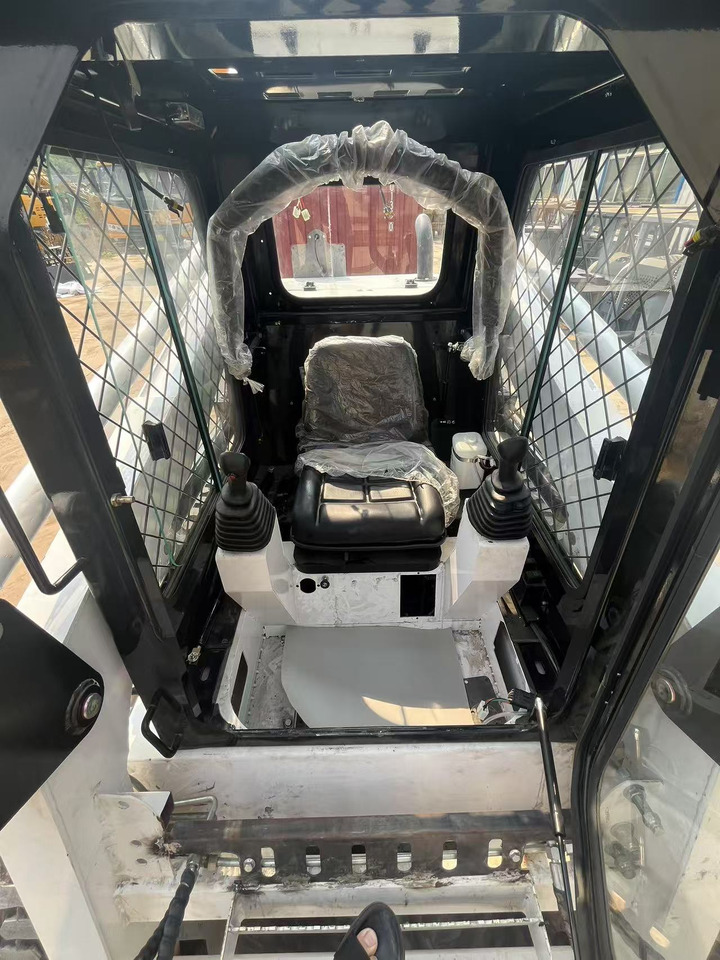 Mini carregadeira nuevo BOBCAT S450 S550 BRAND NEW: foto 9