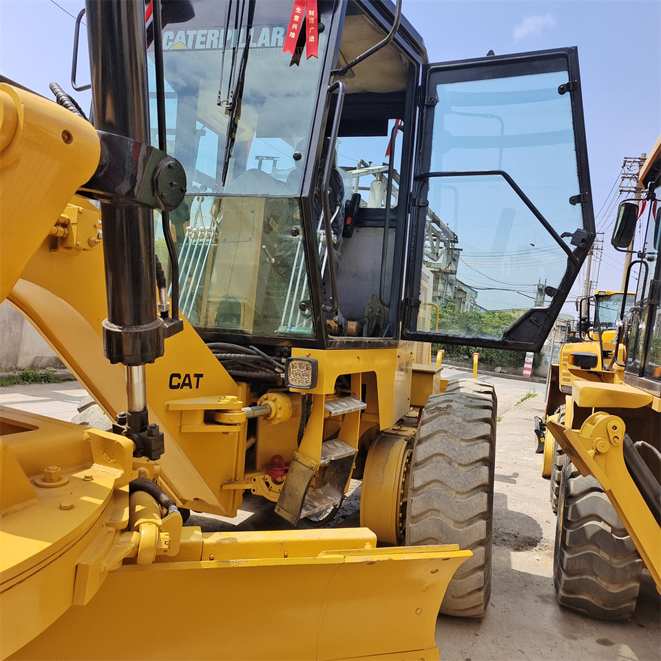 CAT 140H CATERPILLAR 140K 140G - Motoniveladora: foto 5 CAT 140H CATERPILLAR 140K 140G - Motoniveladora: foto 5