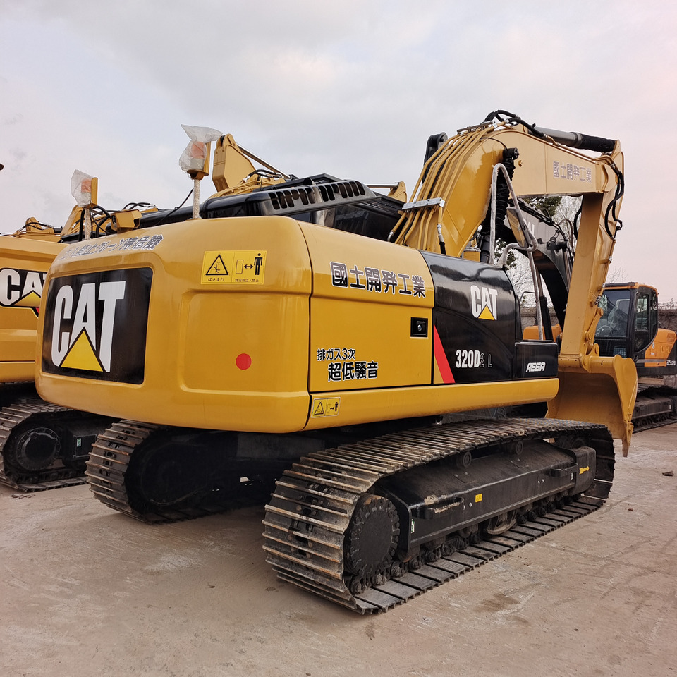 CAT 320D 320 D2 L - Escavadora de rastos: foto 4 CAT 320D 320 D2 L - Escavadora de rastos: foto 4