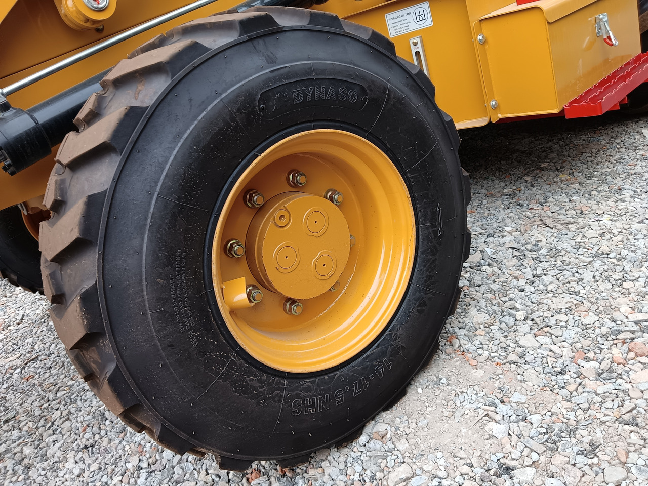 CAT 420F2 - Retroescavadeira: foto 4 CAT 420F2 - Retroescavadeira: foto 4