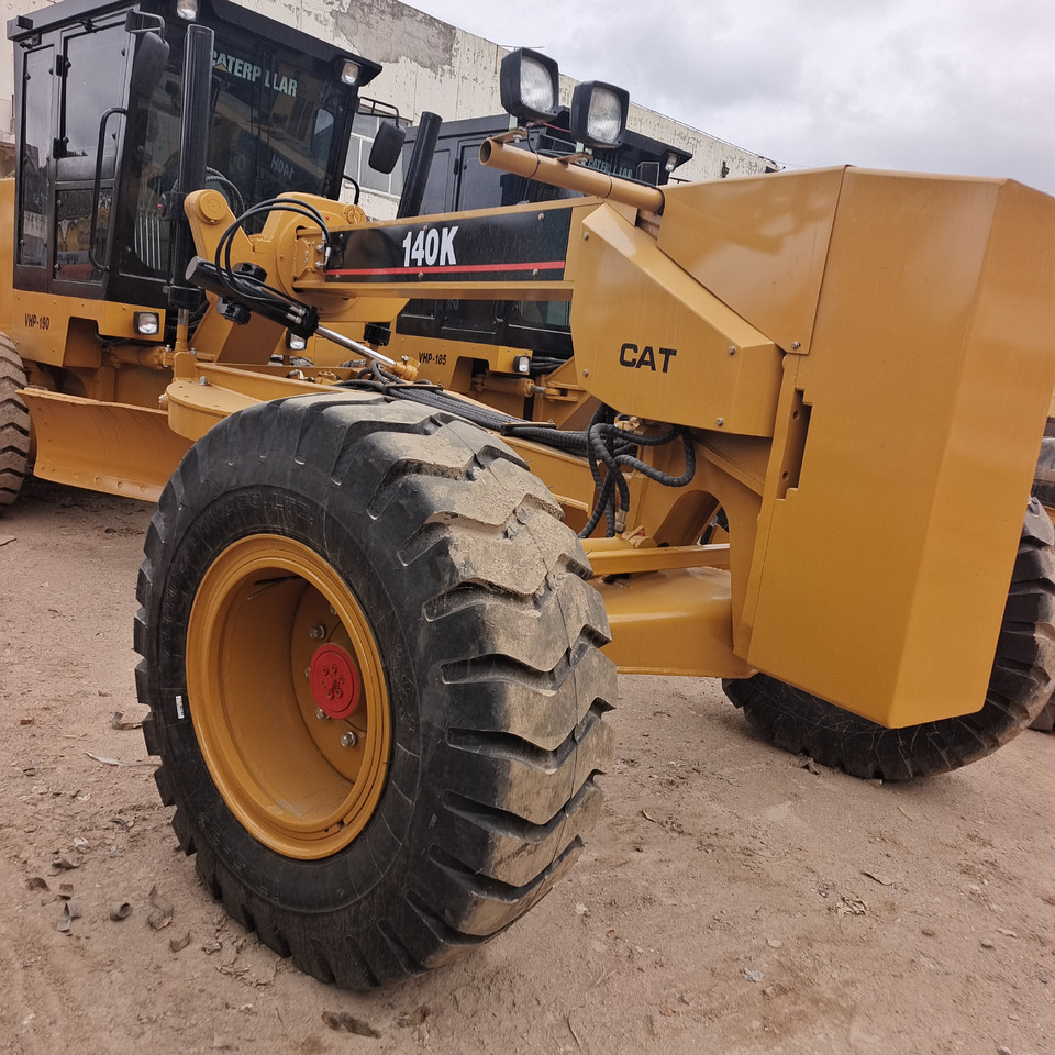 CATERPILLAR 140K CAT 140H 140G - Motoniveladora: foto 2 CATERPILLAR 140K CAT 140H 140G - Motoniveladora: foto 2