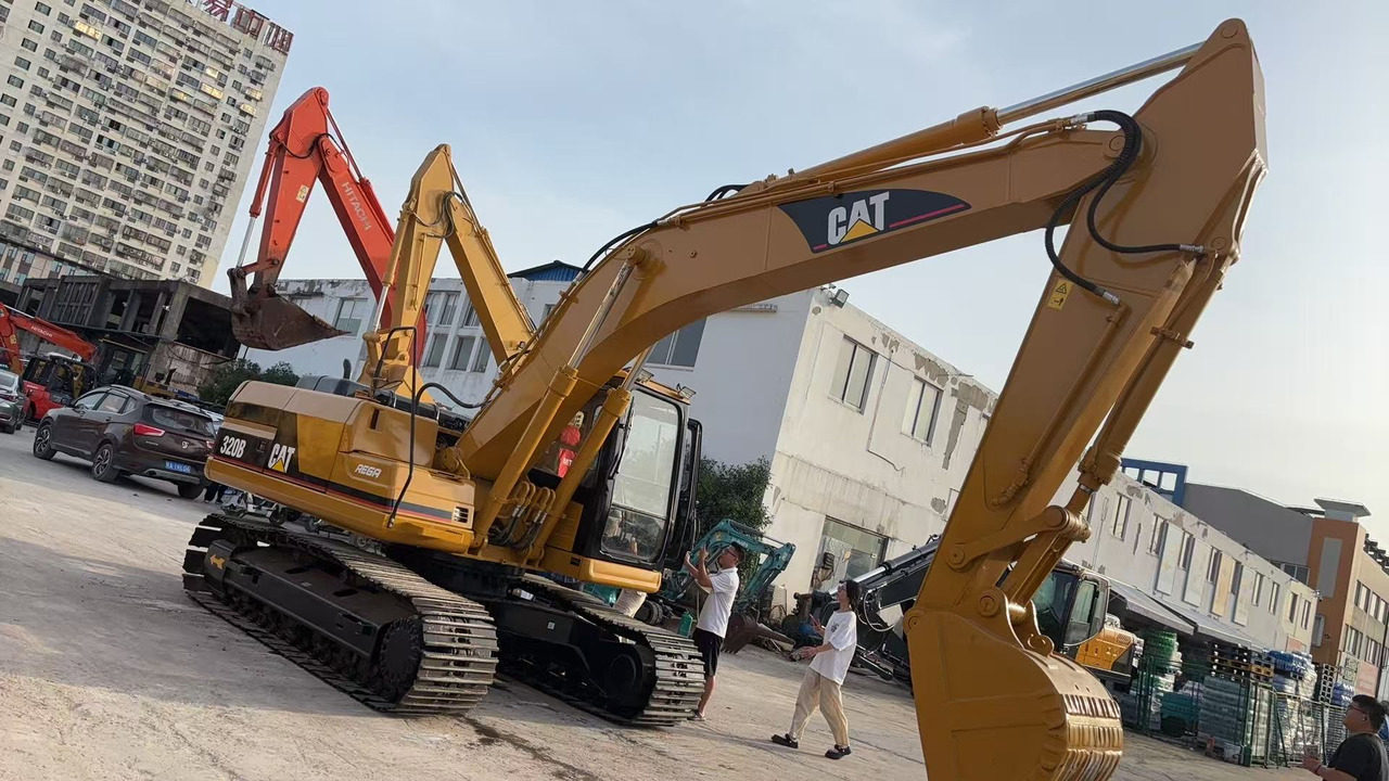 CATERPILLAR 320BL CAT 320 BL - Escavadora de rastos: foto 5 CATERPILLAR 320BL CAT 320 BL - Escavadora de rastos: foto 5