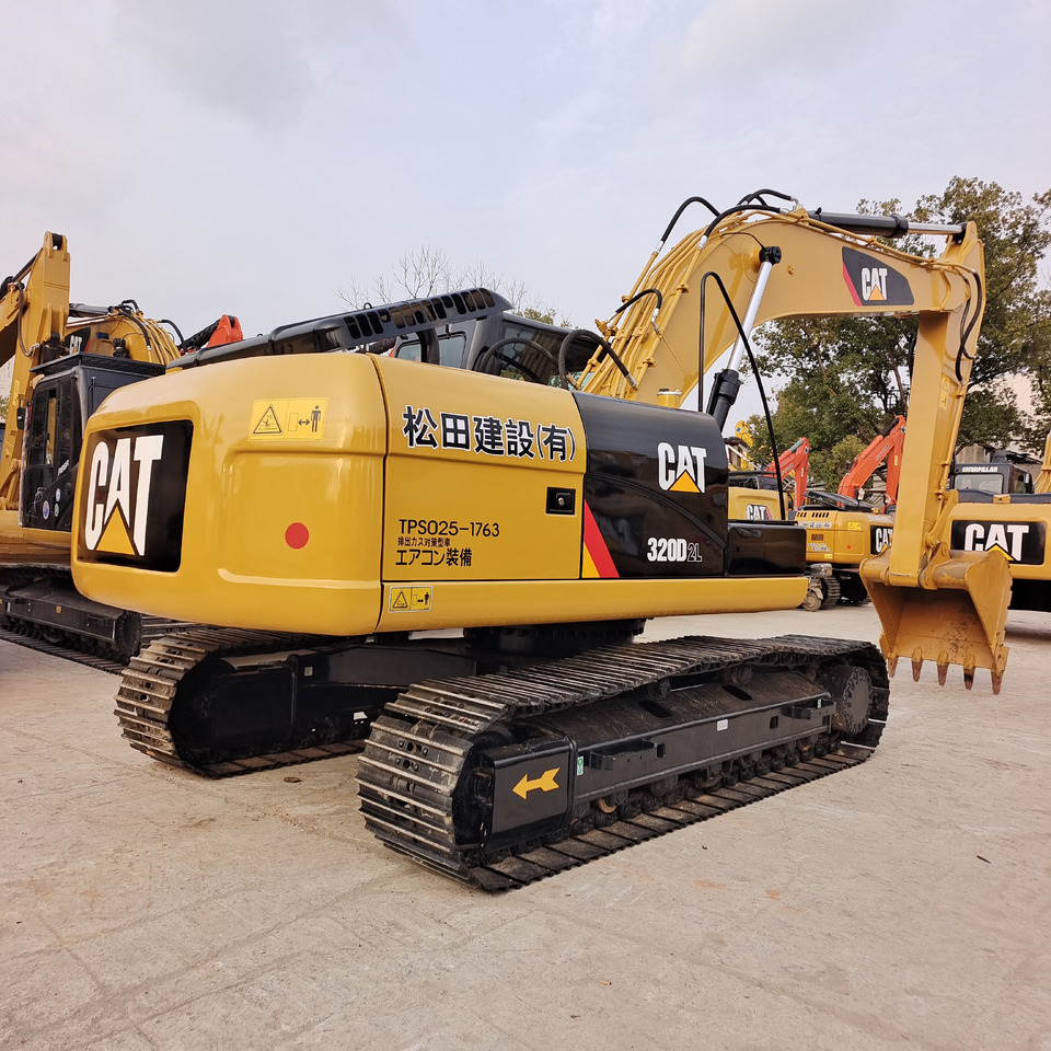 CATERPILLAR 320D CAT 320 D2 L 320GC - Escavadora de rastos: foto 1 CATERPILLAR 320D CAT 320 D2 L 320GC - Escavadora de rastos: foto 1