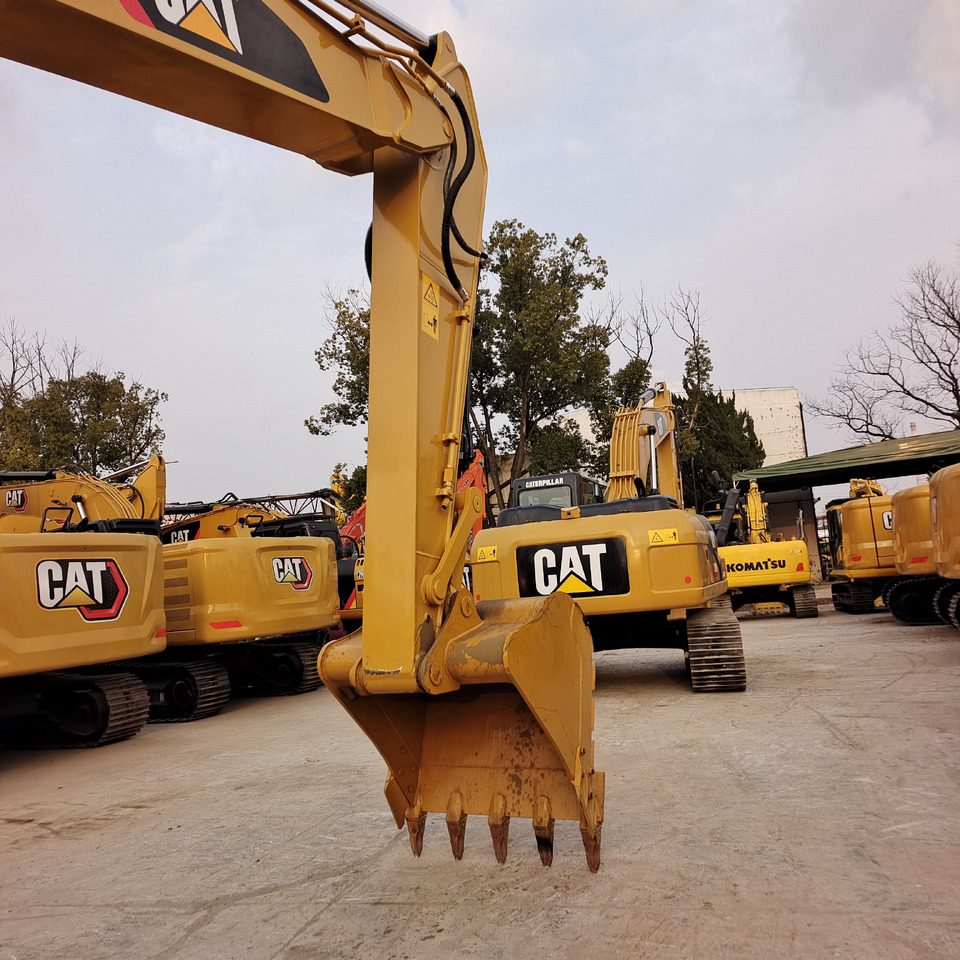 CATERPILLAR 320D CAT 320 D2 L 320GC - Escavadora de rastos: foto 4 CATERPILLAR 320D CAT 320 D2 L 320GC - Escavadora de rastos: foto 4