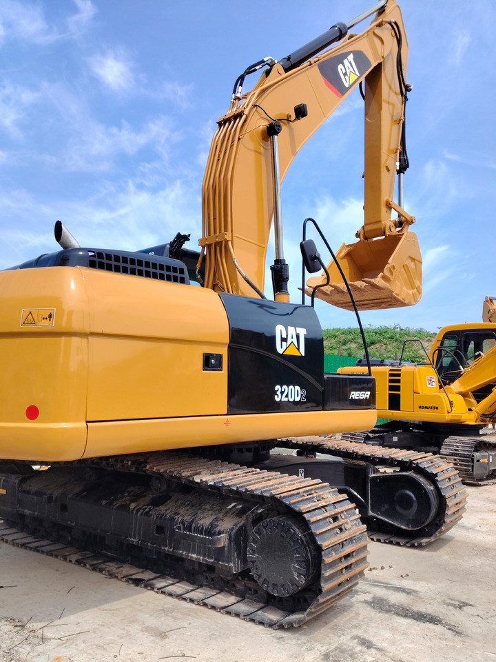 CATERPILLAR 320D2L WITH CAT C7.1 ENGINE - Escavadora de rastos: foto 3 CATERPILLAR 320D2L WITH CAT C7.1 ENGINE - Escavadora de rastos: foto 3