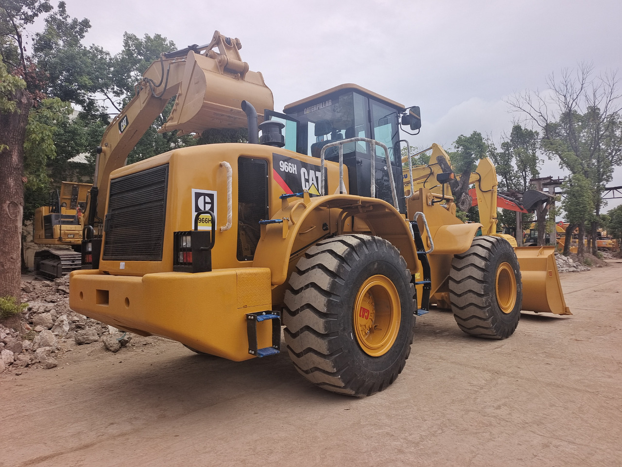 CATERPILLAR 966 H CAT - Carregadeira de rodas: foto 2 CATERPILLAR 966 H CAT - Carregadeira de rodas: foto 2