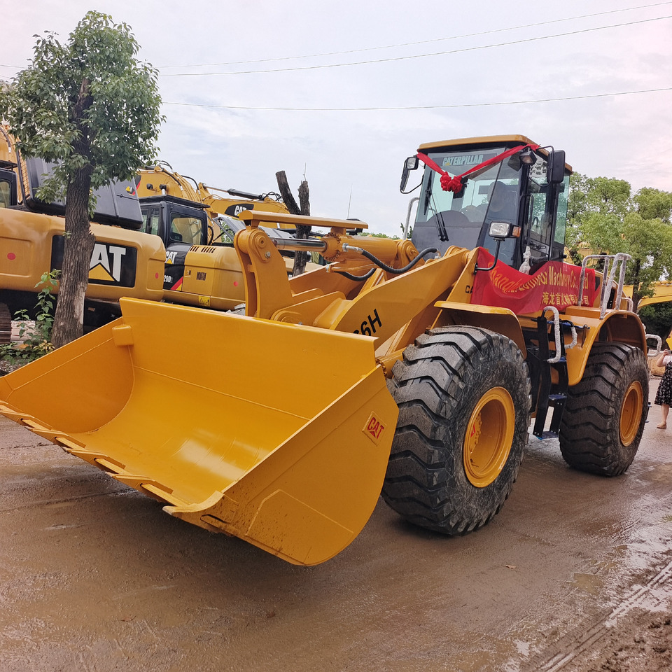 CATERPILLAR 966H CAT - Carregadeira de rodas: foto 1 CATERPILLAR 966H CAT - Carregadeira de rodas: foto 1