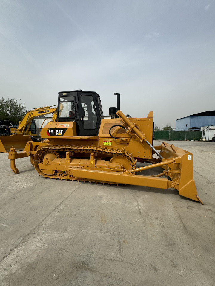 CATERPILLAR D6G - Buldôzer: foto 5 CATERPILLAR D6G - Buldôzer: foto 5