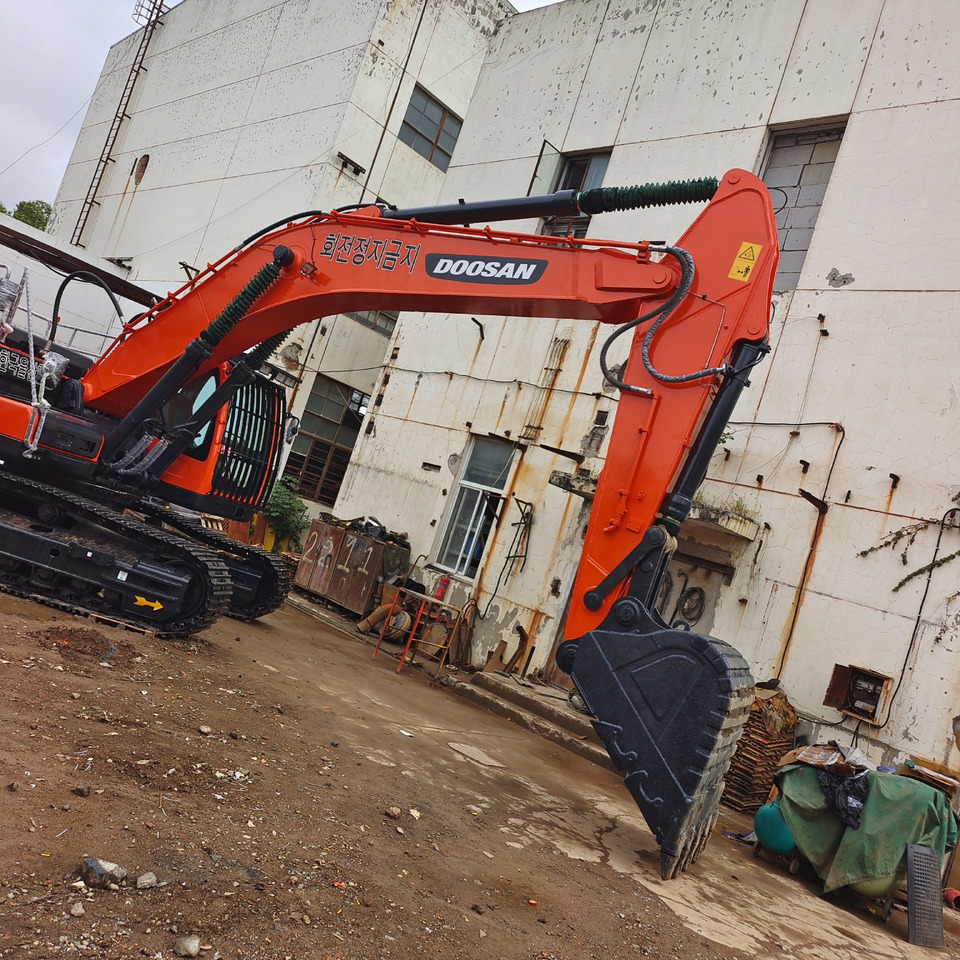 DOOSAN DX340LC-9C DX340 LCA - Escavadora de rastos: foto 3 DOOSAN DX340LC-9C DX340 LCA - Escavadora de rastos: foto 3