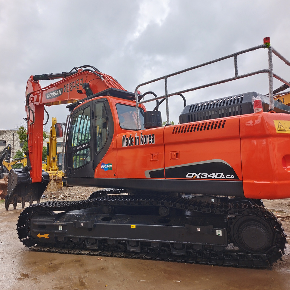 DOOSAN DX340LC-9C DX340 LCA - Escavadora de rastos: foto 1 DOOSAN DX340LC-9C DX340 LCA - Escavadora de rastos: foto 1