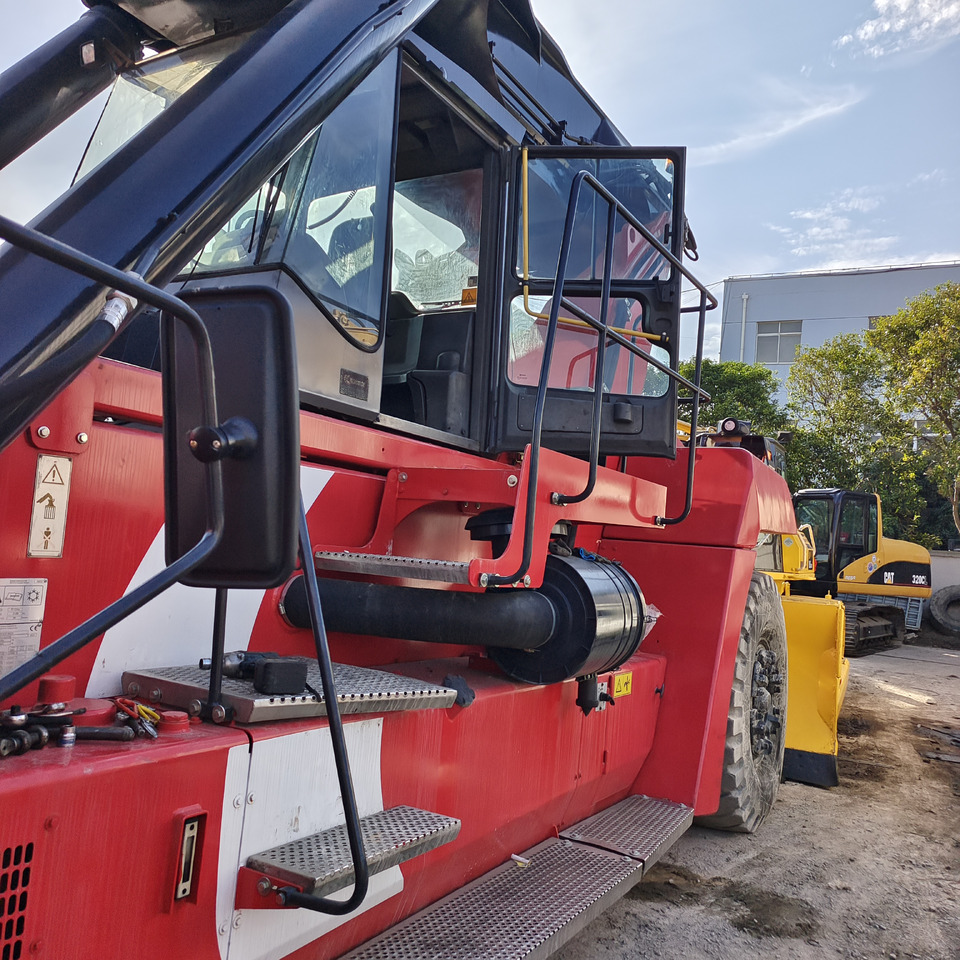 Reachstacker porta contentores KALMAR DRT450 DRT DRD DRU 450 45 TON: foto 9