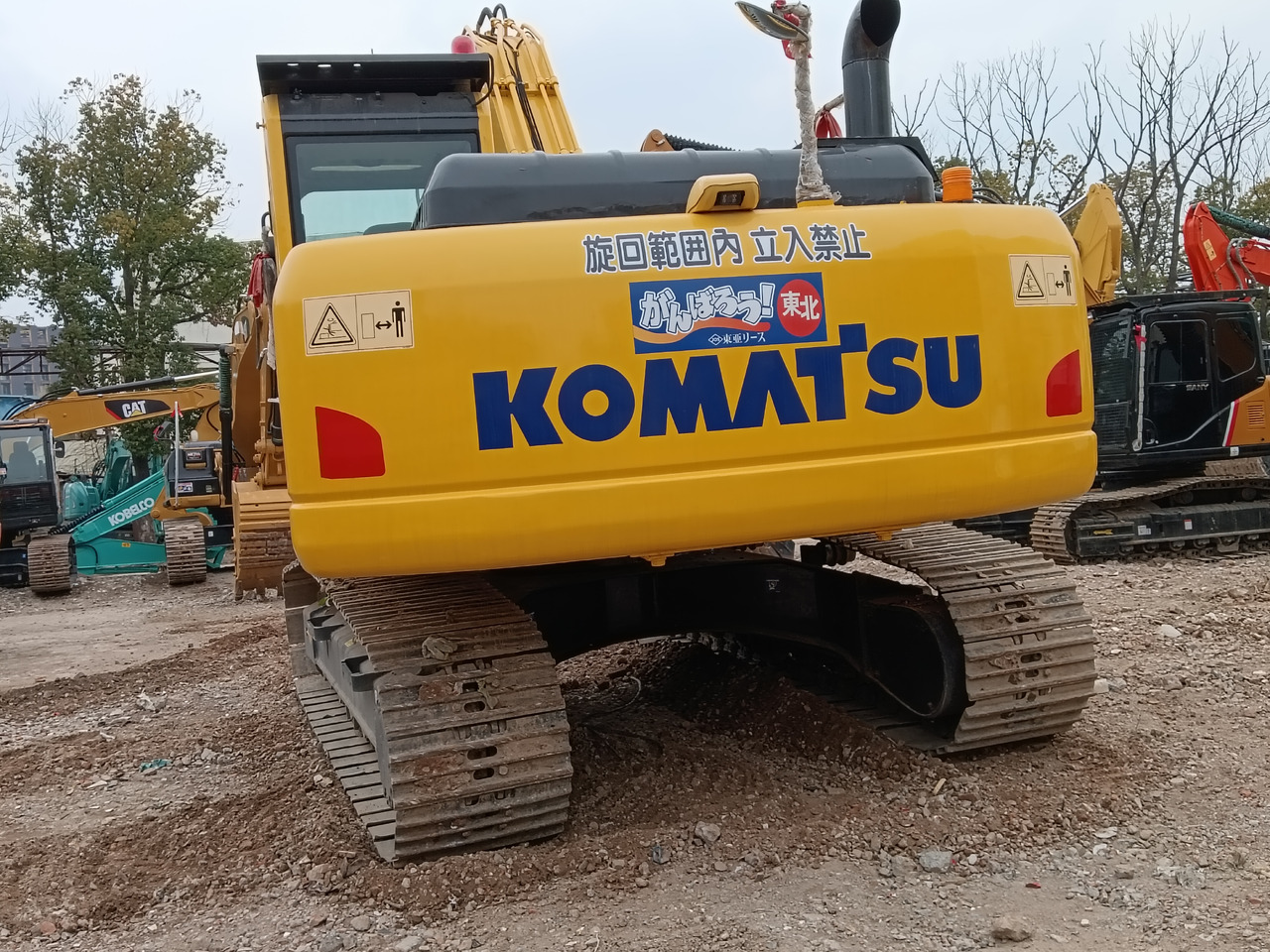 KOMATSU PC200-8 N1 - Escavadora de rastos: foto 4 KOMATSU PC200-8 N1 - Escavadora de rastos: foto 4