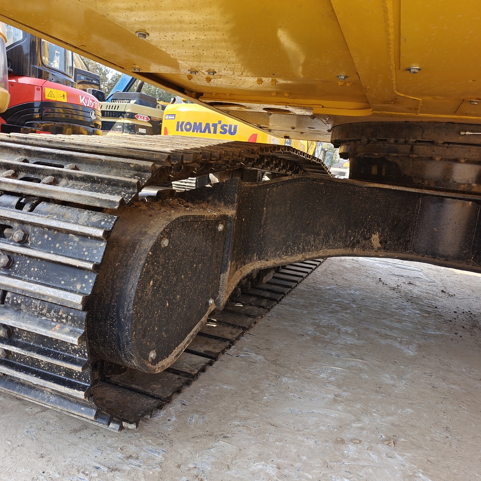 KOMATSU PC200-8 PC 200 - 8N1 - Escavadora de rastos: foto 5 KOMATSU PC200-8 PC 200 - 8N1 - Escavadora de rastos: foto 5