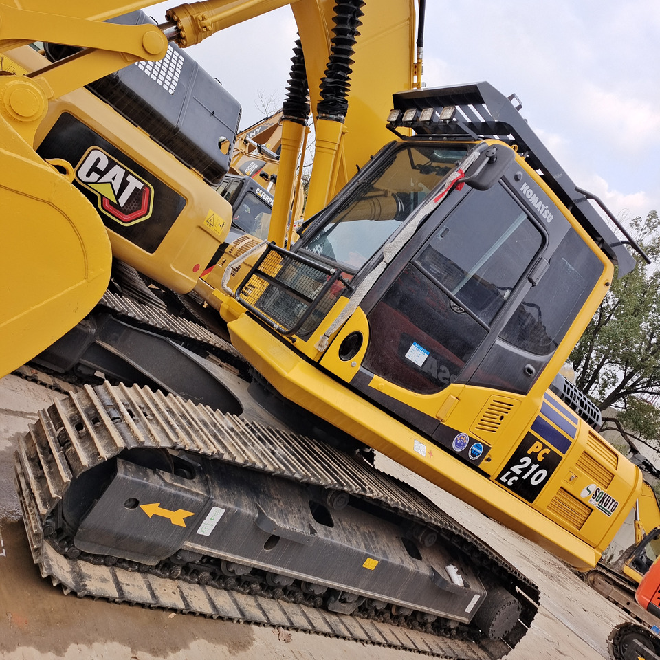 KOMATSU PC210 LC - 8 PC 210-8 - Escavadora de rastos: foto 4 KOMATSU PC210 LC - 8 PC 210-8 - Escavadora de rastos: foto 4