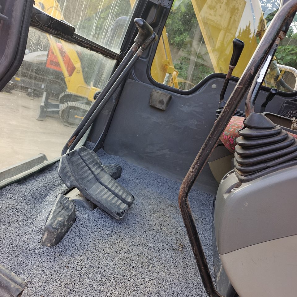 KOMATSU PC60 - Mini escavadeira: foto 4 KOMATSU PC60 - Mini escavadeira: foto 4