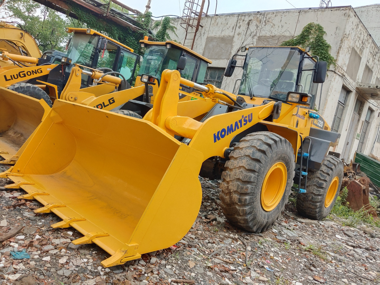 KOMATSU WA320-5 WA 320 - 5 - Carregadeira de rodas: foto 4 KOMATSU WA320-5 WA 320 - 5 - Carregadeira de rodas: foto 4