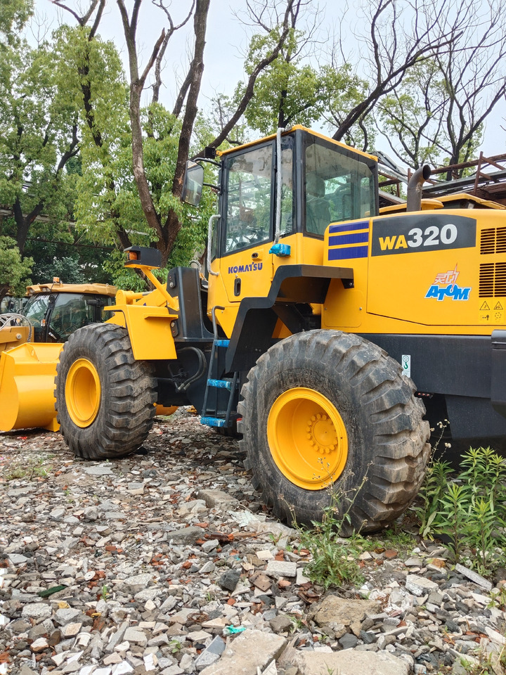 KOMATSU WA320-5 WA 320 - 5 - Carregadeira de rodas: foto 1 KOMATSU WA320-5 WA 320 - 5 - Carregadeira de rodas: foto 1
