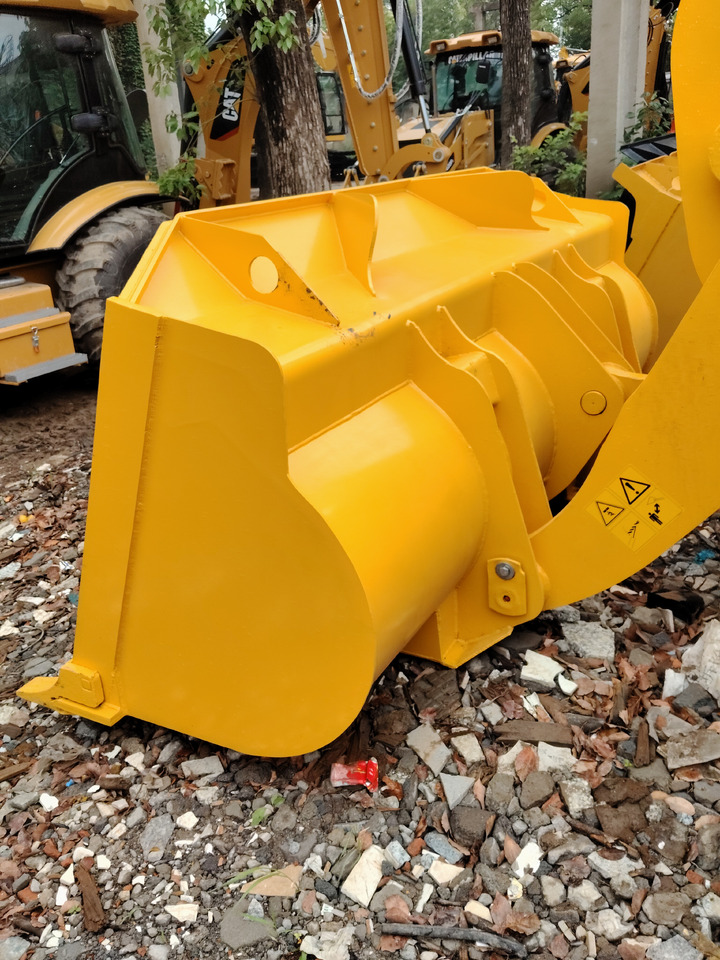 KOMATSU WA320-5 WA 320 - 5 - Carregadeira de rodas: foto 3 KOMATSU WA320-5 WA 320 - 5 - Carregadeira de rodas: foto 3