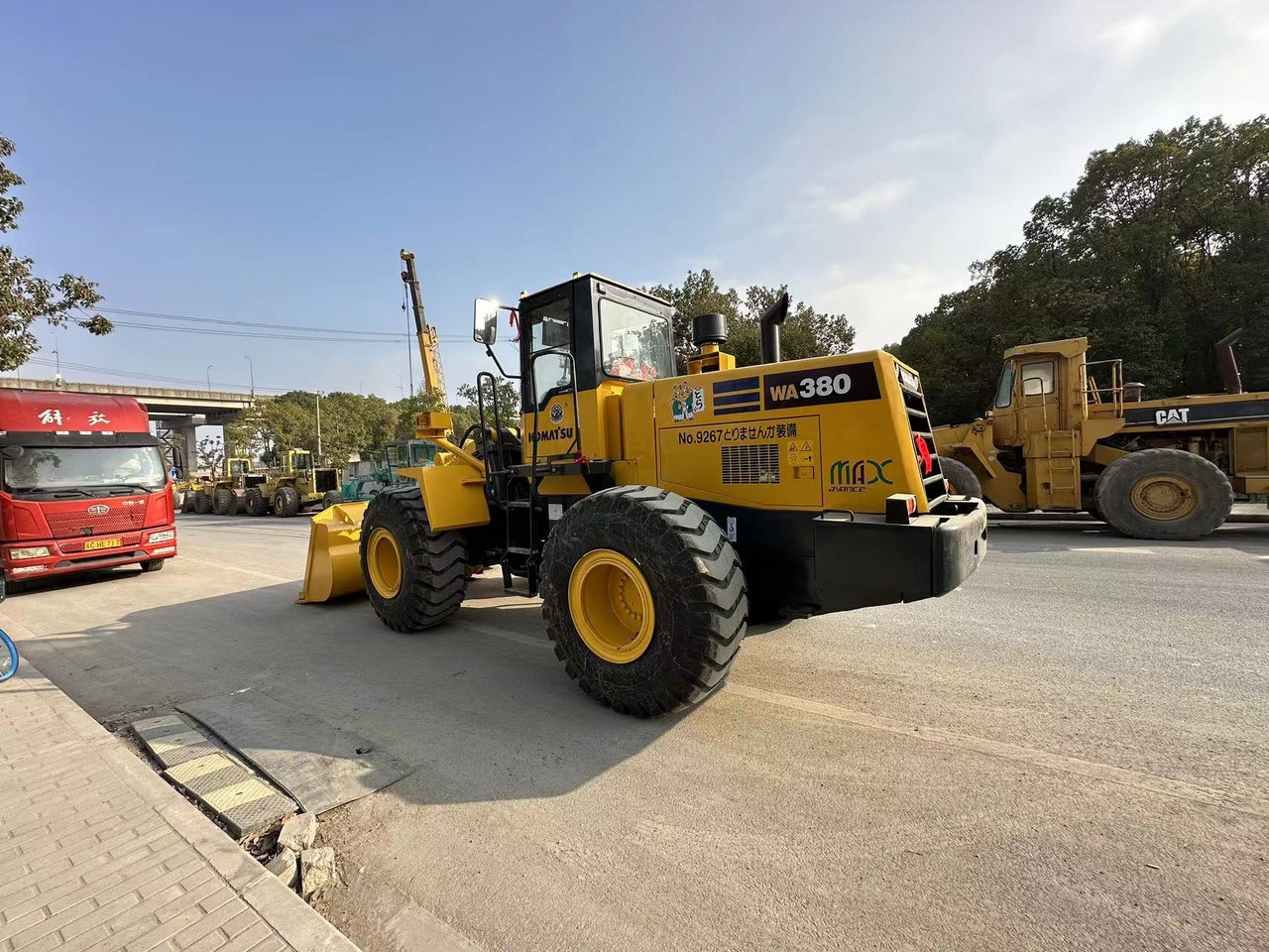 KOMATSU WA380 - Carregadeira de rodas: foto 4 KOMATSU WA380 - Carregadeira de rodas: foto 4