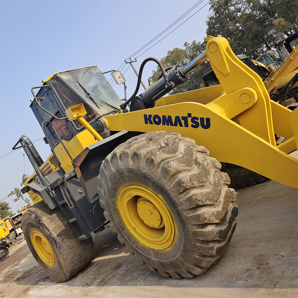 KOMATSU WA470 - Carregadeira de rodas: foto 1 KOMATSU WA470 - Carregadeira de rodas: foto 1