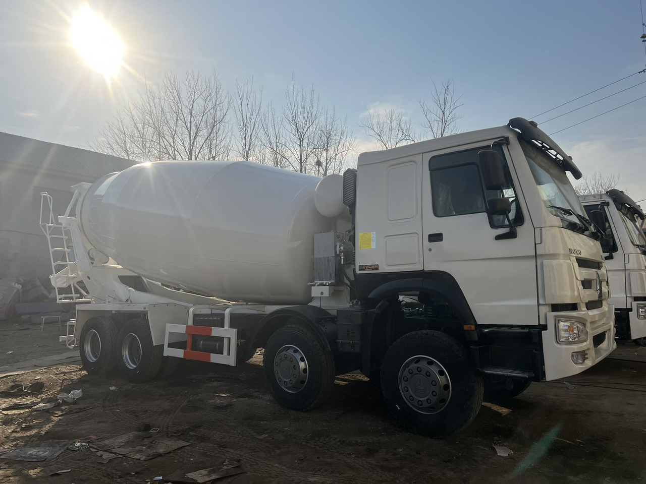 SINOTRUK HOWO 371 8X4 16 Cubic Meter SINOTRUK Howo Concrete Mixer Truck - Betoneira: foto 4 SINOTRUK HOWO 371 8X4 16 Cubic Meter SINOTRUK Howo Concrete Mixer Truck - Betoneira: foto 4