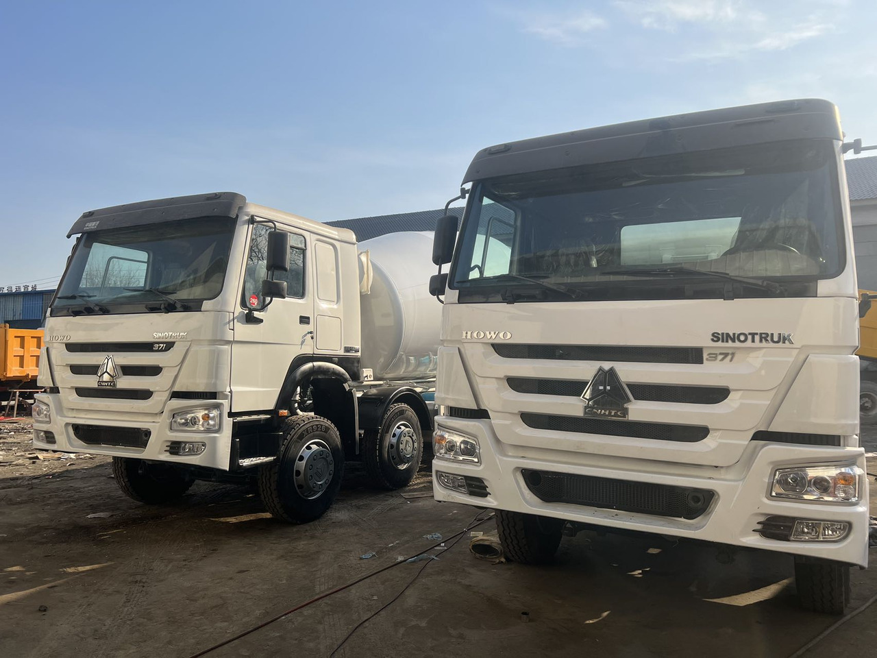 SINOTRUK HOWO 371 HP 16 CBM 8*4 - Caminhão betoneira: foto 3 SINOTRUK HOWO 371 HP 16 CBM 8*4 - Caminhão betoneira: foto 3