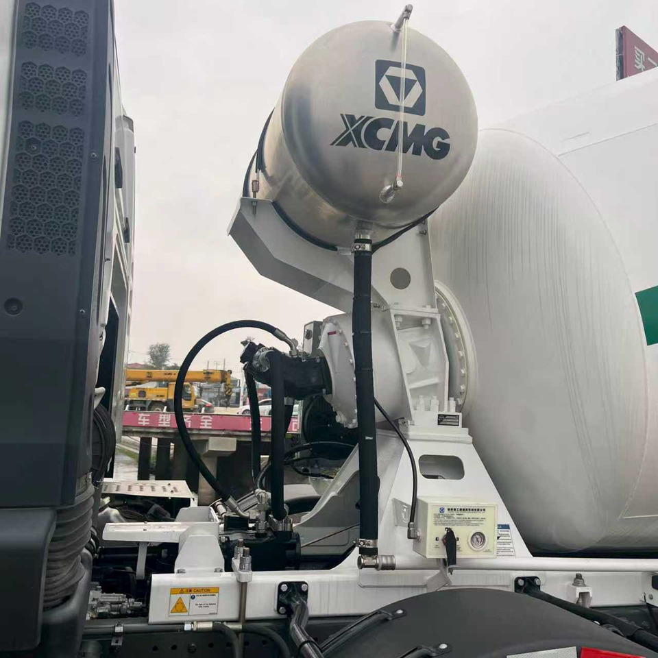 SINOTRUK TX350 Euro 5 STAGE Ⅴ - Caminhão betoneira: foto 3 SINOTRUK TX350 Euro 5 STAGE Ⅴ - Caminhão betoneira: foto 3