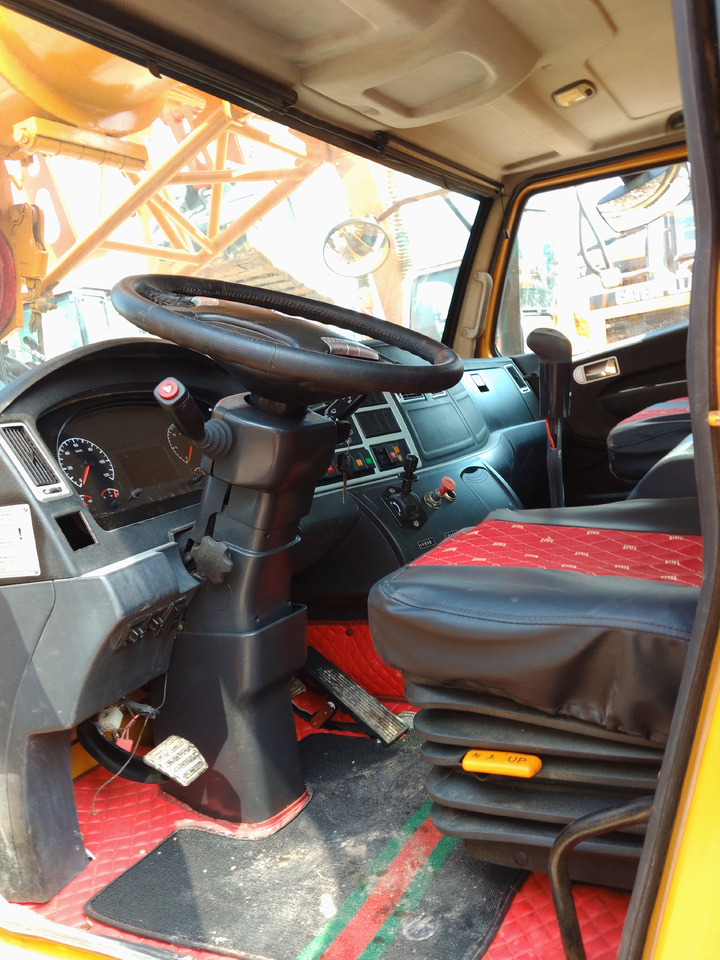 XCMG XCT50K - Guindaste móvel: foto 3 XCMG XCT50K - Guindaste móvel: foto 3