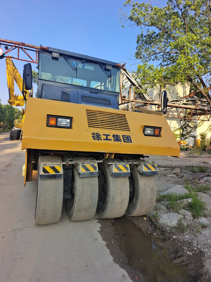 XCMG XP263 - Compactador de pneus: foto 2 XCMG XP263 - Compactador de pneus: foto 2