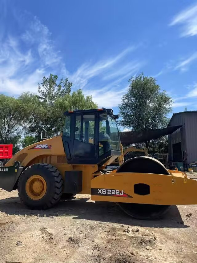 XCMG XS222J XS223J XS263J - Compactador de asfalto: foto 4 XCMG XS222J XS223J XS263J - Compactador de asfalto: foto 4