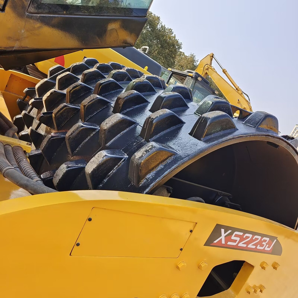 XCMG XS223J WITH SHEEP FOOT PAD - Compactador de asfalto: foto 5 XCMG XS223J WITH SHEEP FOOT PAD - Compactador de asfalto: foto 5