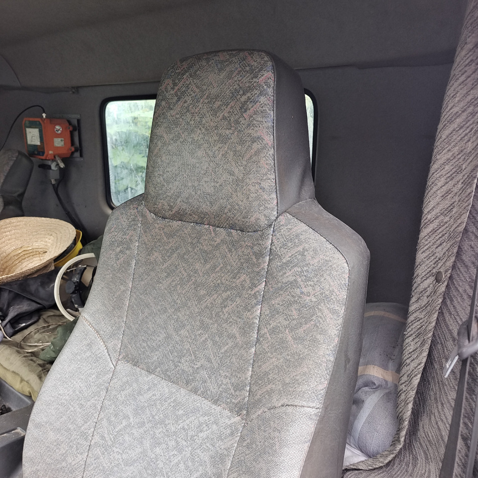 ZOOMLION ZLJ5336THBSE 47 METER PUMP TRUCK - Autobomba de betão: foto 5 ZOOMLION ZLJ5336THBSE 47 METER PUMP TRUCK - Autobomba de betão: foto 5