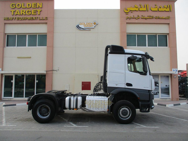Caminhão Mercedes-Benz Arocs 2045: foto 6 Caminhão Mercedes-Benz Arocs 2045: foto 6