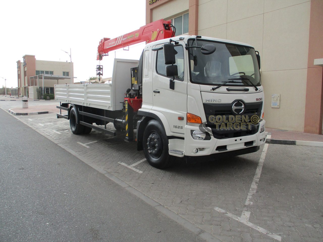 HINO 500 1625 4x2 with SANY PALFINGER SPS16000 Crane - Caminhão grua: foto 1 HINO 500 1625 4x2 with SANY PALFINGER SPS16000 Crane - Caminhão grua: foto 1