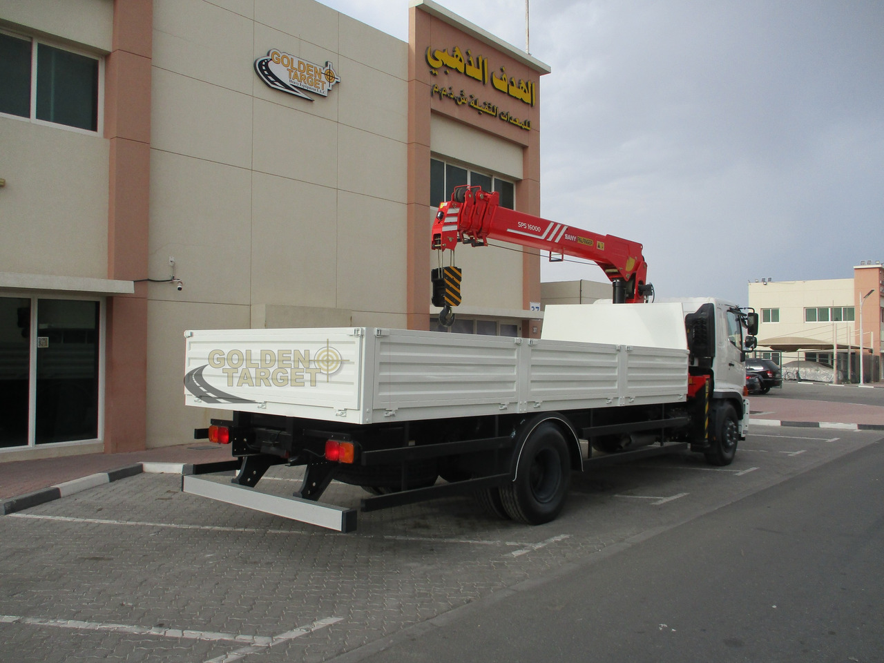 HINO 500 1625 4x2 with SANY PALFINGER SPS16000 Crane - Caminhão grua: foto 3 HINO 500 1625 4x2 with SANY PALFINGER SPS16000 Crane - Caminhão grua: foto 3
