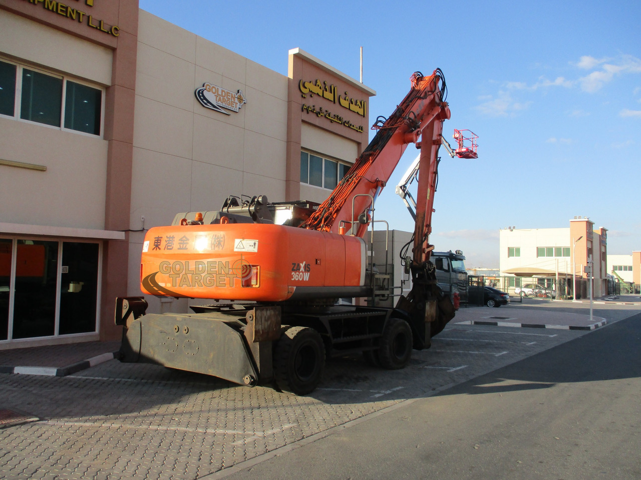 HITACHI ZX360-3 Hydraulic Wheel Excavator - Escavadeira de rodas: foto 4 HITACHI ZX360-3 Hydraulic Wheel Excavator - Escavadeira de rodas: foto 4