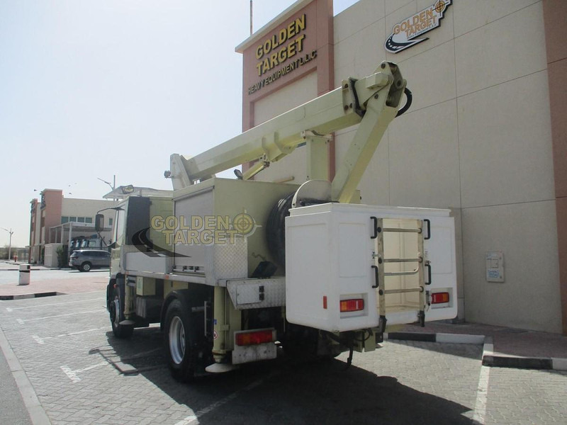 Iveco Euro Cargo 180E28 - Plataforma aérea: foto 4 Iveco Euro Cargo 180E28 - Plataforma aérea: foto 4