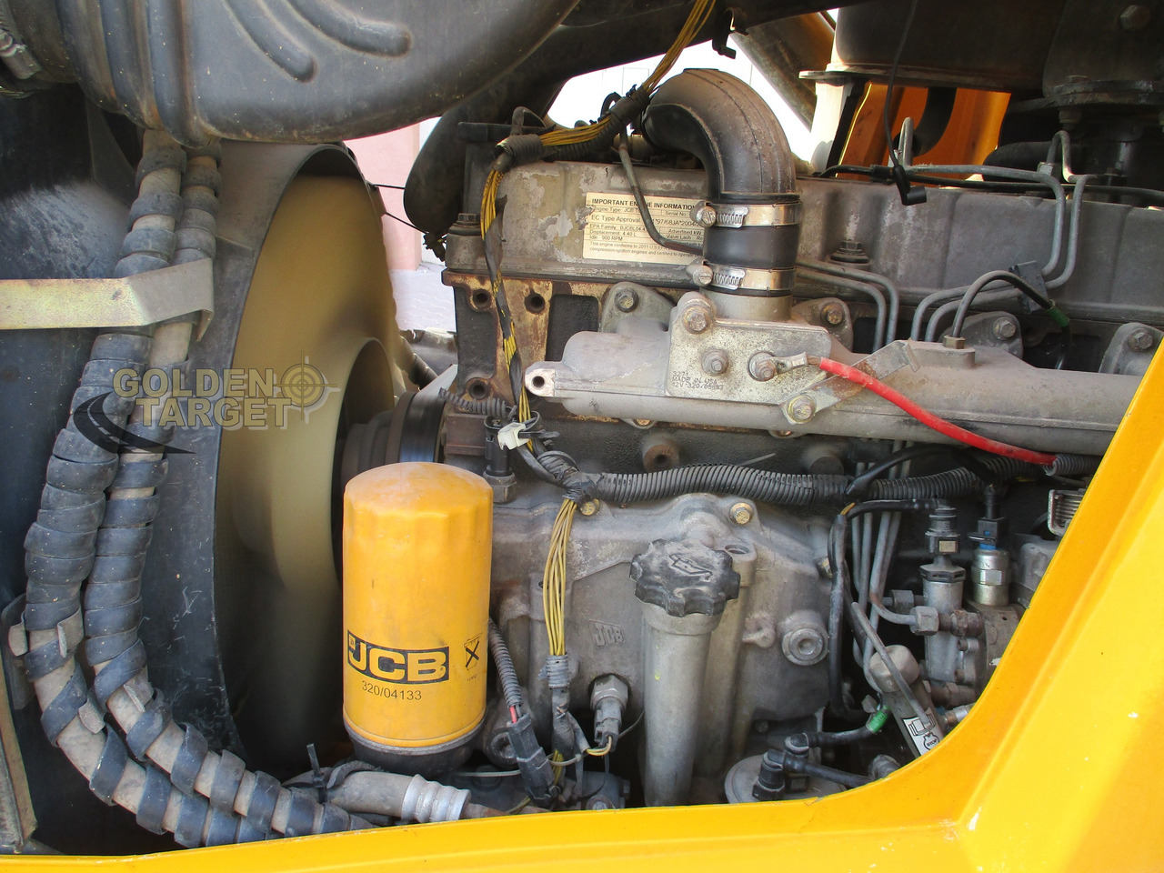 Retroescavadeira JCB 3CX: foto 13