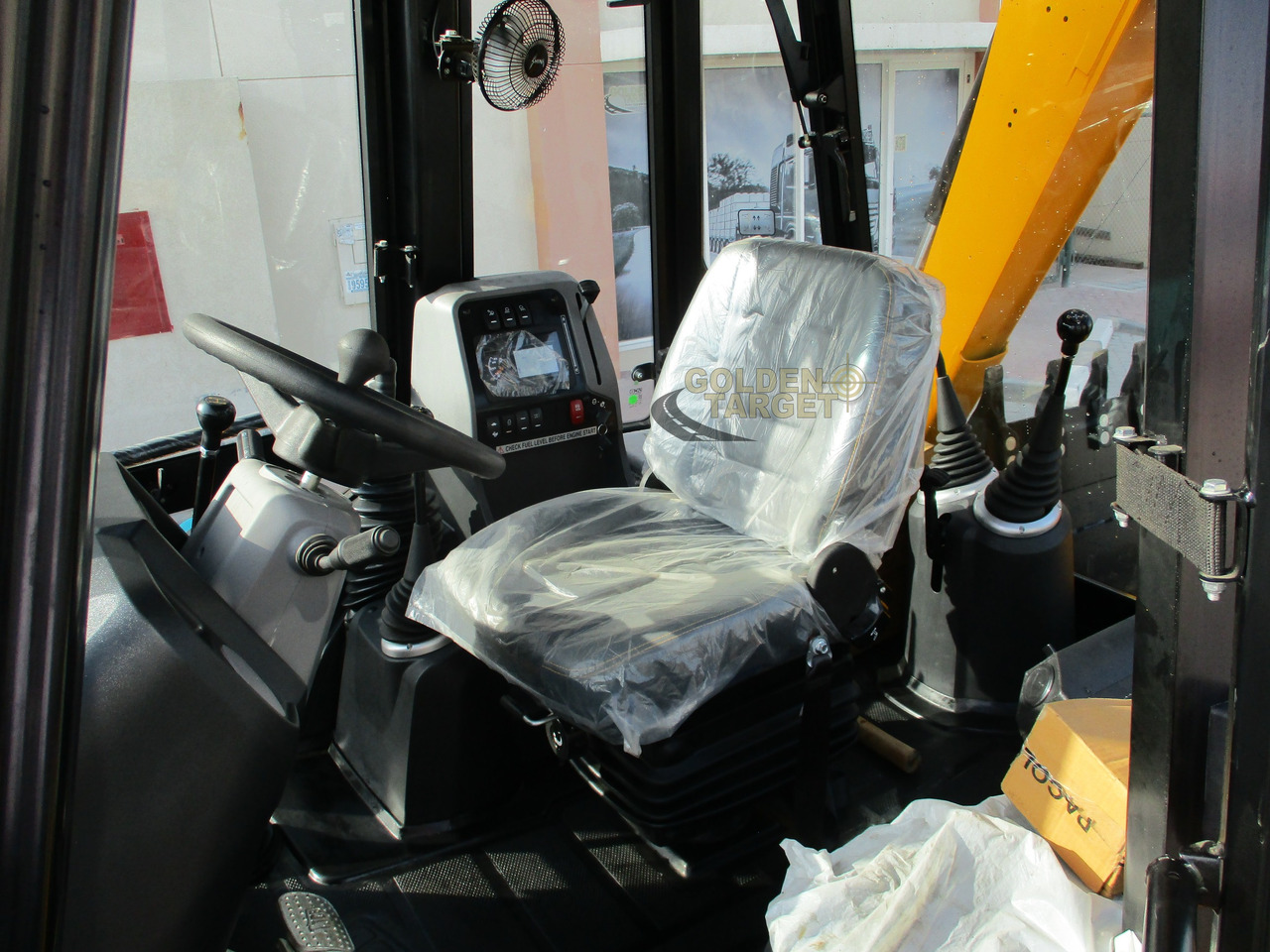 Retroescavadeira nuevo JCB 3DX PLUS 4×4 BACKHOE LOADER: foto 13