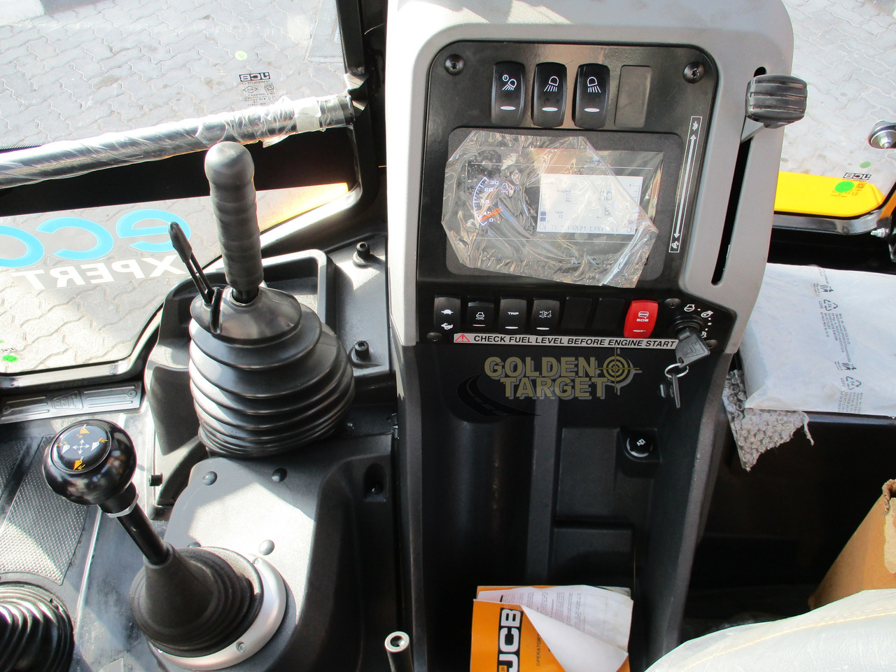 Retroescavadeira nuevo JCB 3DX PLUS 4×4 BACKHOE LOADER: foto 15